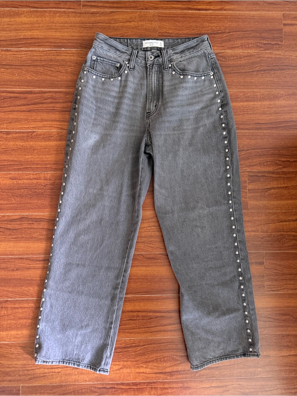 Abercrombie & Fitch The Loose High Rise studded jeans curve love sz 27